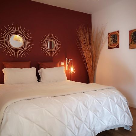 Au Gray Du Temps Suspendu Bed & Breakfast Pleslin-Trigavou Dış mekan fotoğraf