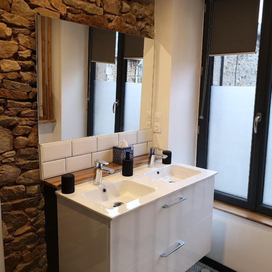 Au Gray Du Temps Suspendu Bed & Breakfast Pleslin-Trigavou Dış mekan fotoğraf