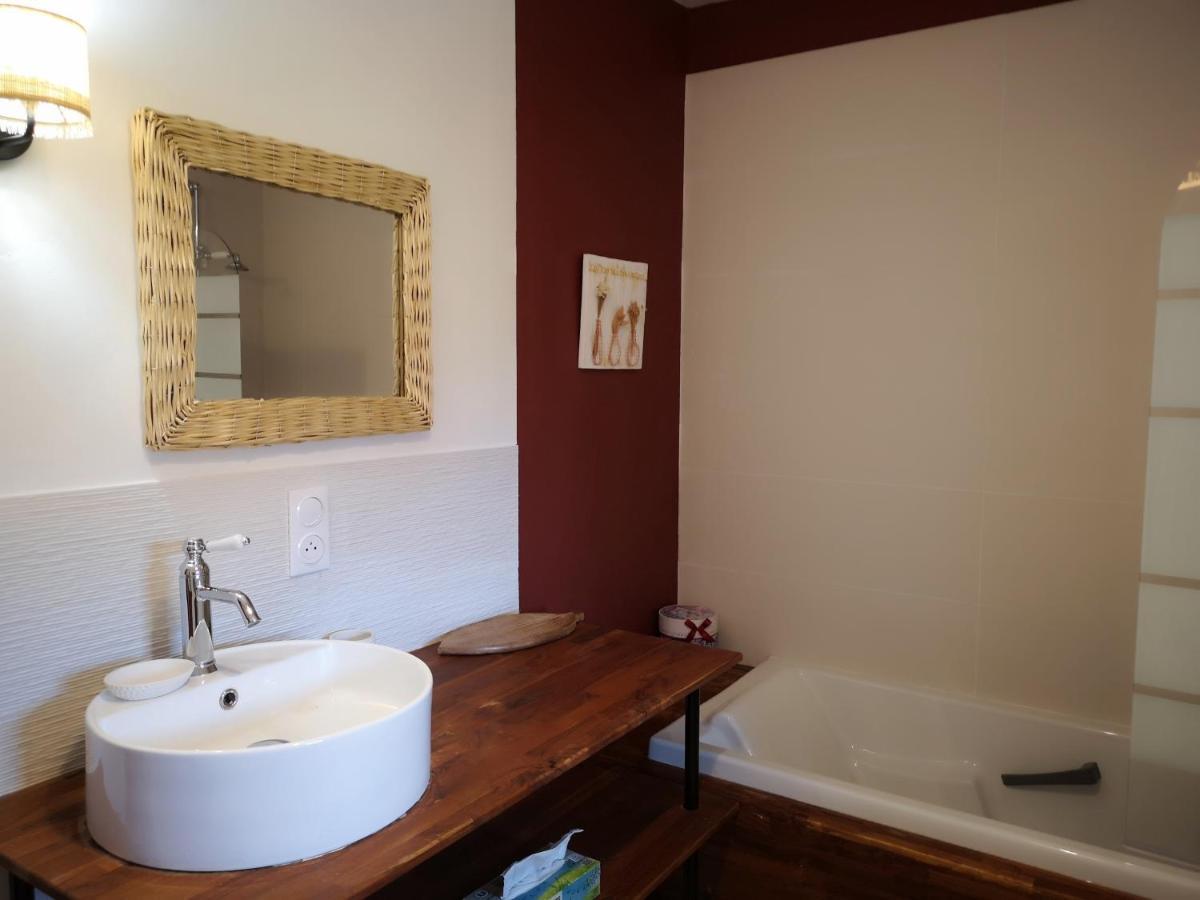 Au Gray Du Temps Suspendu Bed & Breakfast Pleslin-Trigavou Dış mekan fotoğraf
